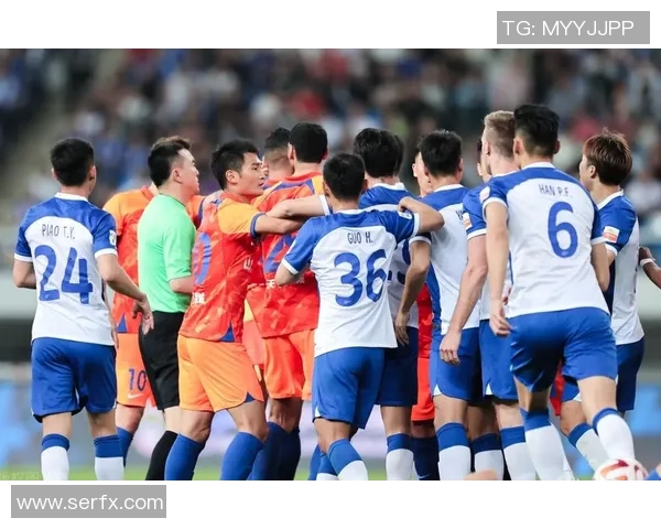 上海队与四川队在CBA赛场的激烈对决引发球迷热议与期待