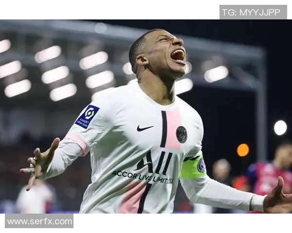 2015年巴塞罗那与巴黎圣日耳曼对决回顾与精彩瞬间分析