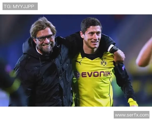 莱万的足球传奇之路：从天才少年到世界顶级前锋的辉煌历程