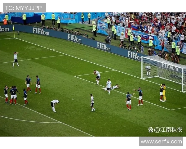 洛克伦与根克的激烈对决展现足球魅力与战术智慧的较量